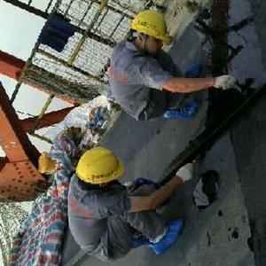 云顶集团·(中国)官方网站-登录入口员工在做复合润滑涂层